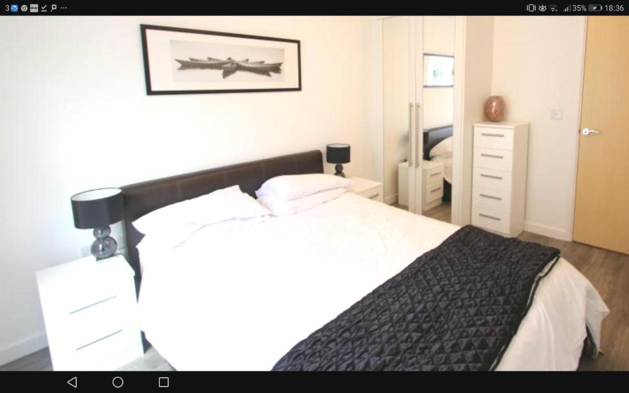 New Central Woking 1 And 2 Bedroom Apartments With Free Gym, Close To Train Station Ngoại thất bức ảnh
